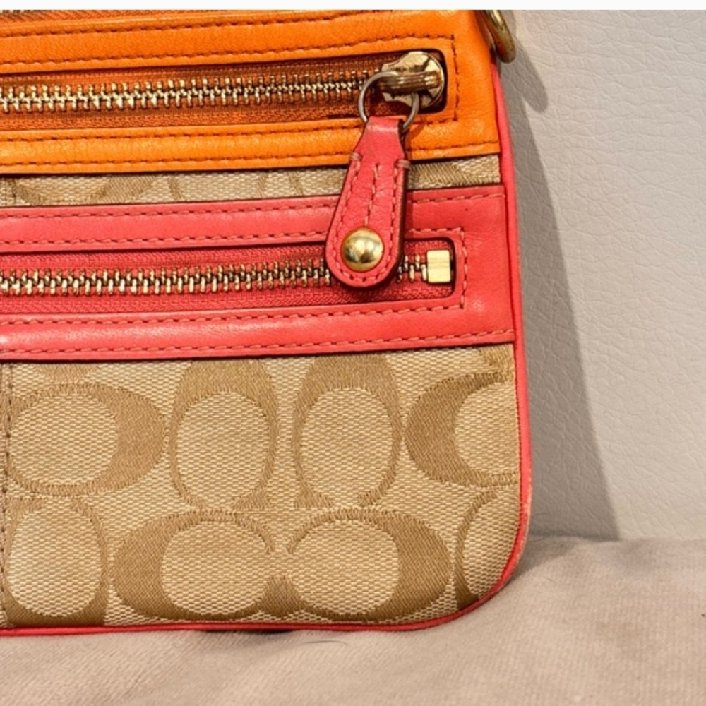 Coach Triple Zip Orange And Coral Wristlet, EUC - Picture 3 of 7
